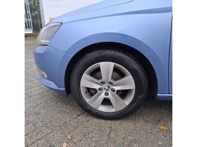 Personenauto, skoda, fabia - afbeelding 10 van  46
