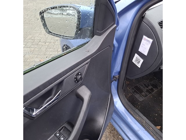 Personenauto, skoda, fabia - afbeelding 23 van  46