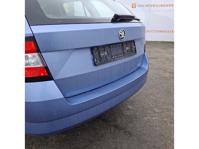 Personenauto, skoda, fabia - afbeelding 45 van  46