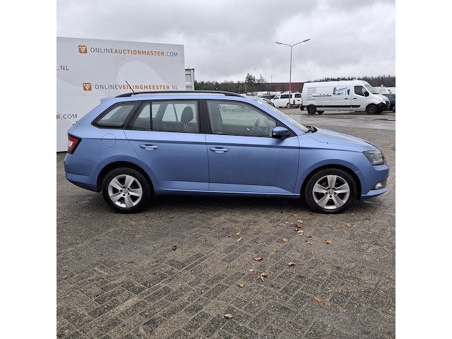 Personenauto, skoda, fabia - afbeelding 4 van  46