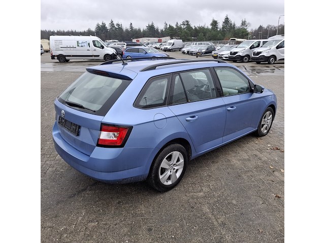 Personenauto, skoda, fabia - afbeelding 5 van  46