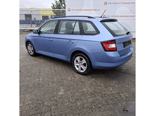 Personenauto, skoda, fabia - afbeelding 7 van  46
