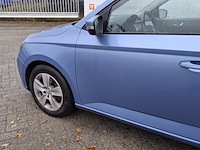 Personenauto, skoda, fabia - afbeelding 8 van  46