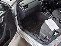 Personenauto, skoda, octavia 1.6tdi - afbeelding 30 van  54