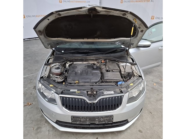 Personenauto, skoda, octavia 1.6tdi - afbeelding 32 van  54