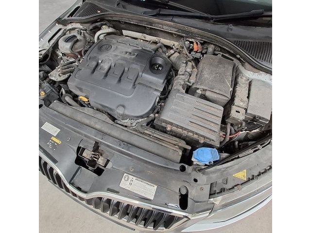 Personenauto, skoda, octavia 1.6tdi - afbeelding 33 van  54