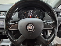 Personenauto, skoda, octavia 1.6tdi - afbeelding 39 van  54