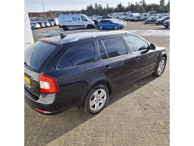 Personenauto, skoda, octavia combi, 1.4 tsi elegance business line, 2009 - afbeelding 38 van  42