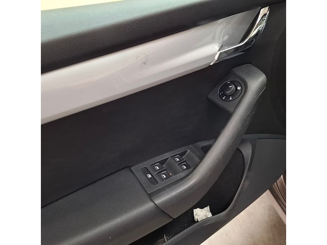 Personenauto, skoda, octavia combi, 1.6 tdi greenline businessline, 2014 - afbeelding 29 van  81