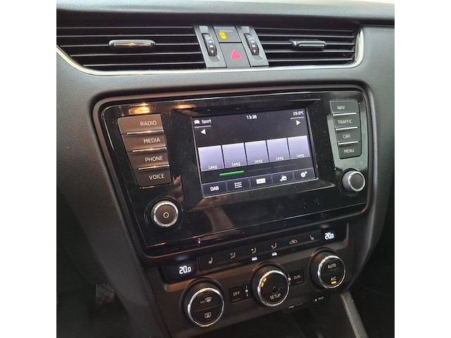 Personenauto, skoda, octavia combi, 1.6 tdi greenline businessline, 2014 - afbeelding 37 van  81