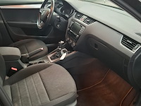 Personenauto, skoda, octavia combi 2.0 tdi greentec, 2015 - afbeelding 14 van  22