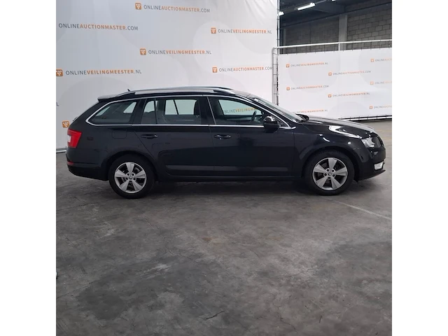 Personenauto, skoda, octavia combi 2.0 tdi greentec, 2015 - afbeelding 16 van  22