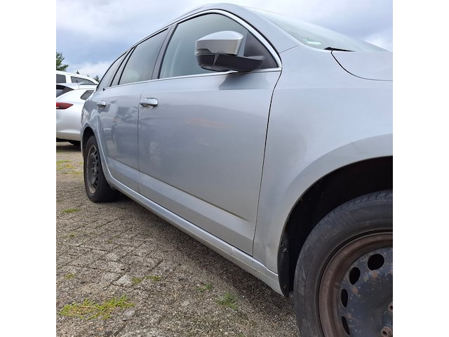 Personenauto, skoda, octavia combi, 2.0 tdi greentech style, 2019 - afbeelding 7 van  13