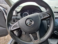 Personenauto, skoda, octavia combi, 2.0 tdi greentech style, 2019 - afbeelding 11 van  13