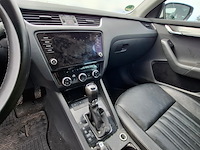 Personenauto, skoda, octavia combi, 2.0 tdi greentech style, 2019 - afbeelding 12 van  13