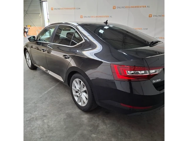 Personenauto, skoda, superb 1.6 tdi, 2017 - afbeelding 2 van  83