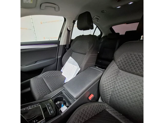 Personenauto, skoda, superb 1.6 tdi, 2017 - afbeelding 43 van  83