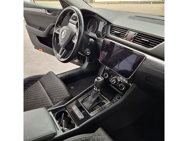 Personenauto, skoda, superb 1.6 tdi, 2017 - afbeelding 54 van  83
