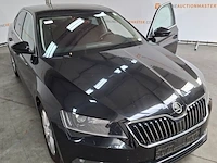 Personenauto, skoda, superb 1.6 tdi, 2017 - afbeelding 81 van  83