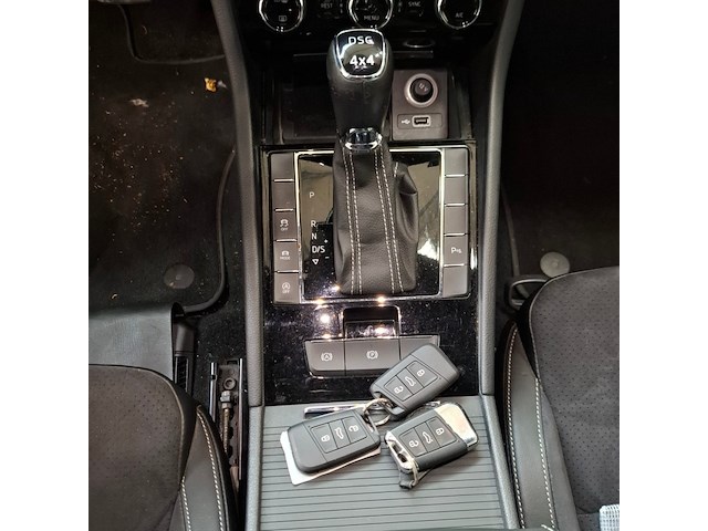 Personenauto, skoda, superb 2.0 dsg 200kw 4x4, 2019 - afbeelding 9 van  27