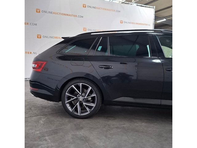 Personenauto, skoda, superb 2.0 dsg 200kw 4x4, 2019 - afbeelding 23 van  27
