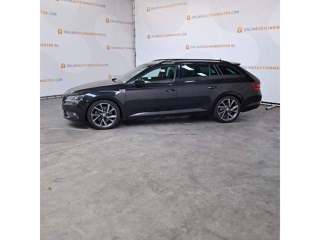 Personenauto, skoda, superb 2.0 dsg 200kw 4x4, 2019 - afbeelding 25 van  27