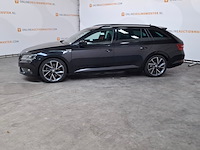 Personenauto, skoda, superb 2.0 dsg 200kw 4x4, 2019 - afbeelding 25 van  27