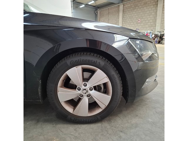 Personenauto, skoda, superb, 2016 - afbeelding 13 van  70