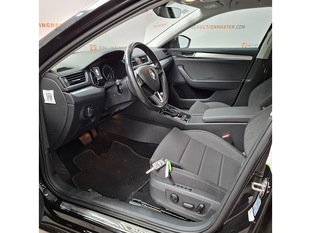 Personenauto, skoda, superb, 2016 - afbeelding 24 van  70