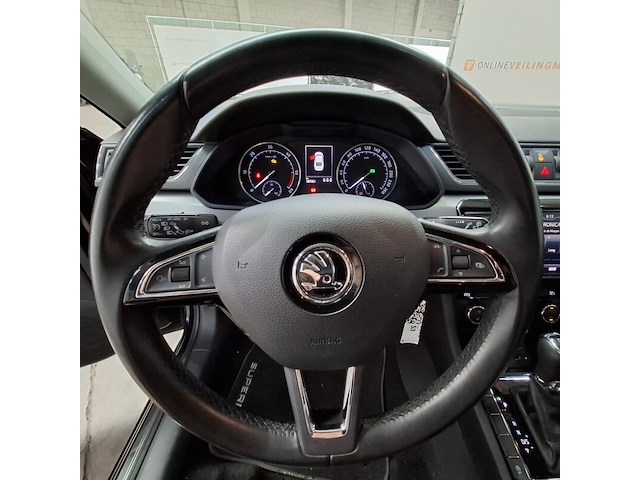 Personenauto, skoda, superb, 2016 - afbeelding 29 van  70