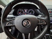 Personenauto, skoda, superb, 2016 - afbeelding 29 van  70