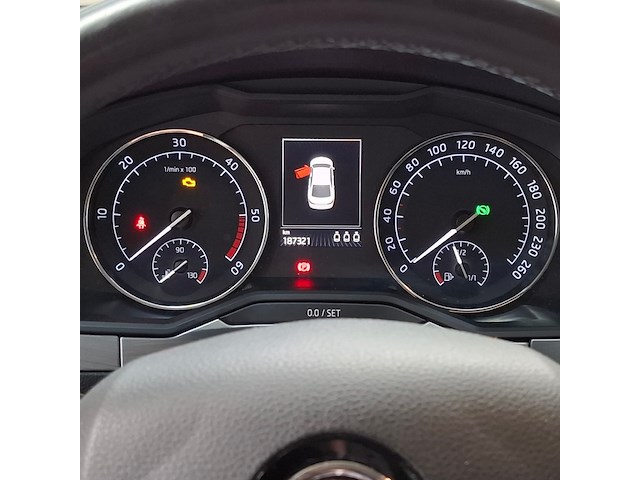 Personenauto, skoda, superb, 2016 - afbeelding 30 van  70
