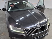Personenauto, skoda, superb, 2016 - afbeelding 64 van  70