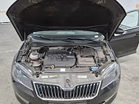 Personenauto, skoda, superb, 2017 - afbeelding 36 van  53