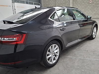 Personenauto, skoda, superb, 2017 - afbeelding 45 van  53