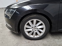 Personenauto, skoda, superb, 2017 - afbeelding 53 van  53