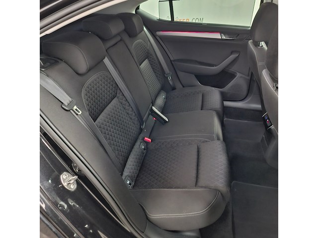 Personenauto, skoda, superb, 2017 - afbeelding 27 van  42