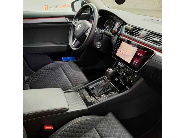 Personenauto, skoda, superb, 2017 - afbeelding 30 van  42
