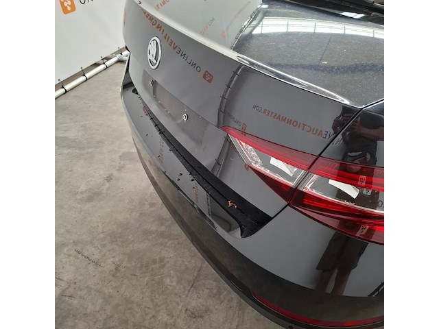 Personenauto, skoda, superb, 2017 - afbeelding 40 van  42