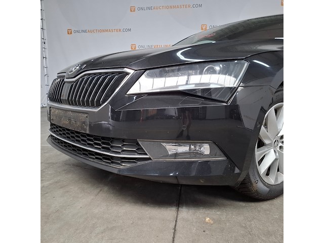Personenauto, skoda, superb, 2017 - afbeelding 4 van  59