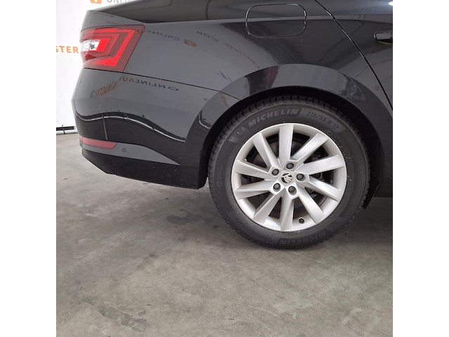 Personenauto, skoda, superb, 2017 - afbeelding 8 van  59