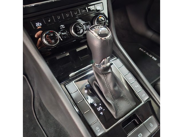 Personenauto, skoda, superb, 2017 - afbeelding 25 van  59