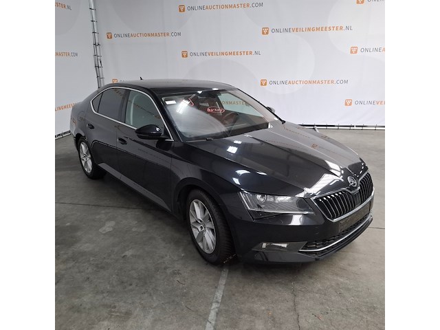 Personenauto, skoda, superb, 2017 - afbeelding 23 van  59