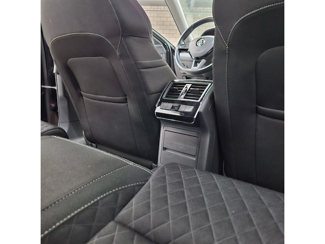 Personenauto, skoda, superb, 2017 - afbeelding 35 van  59