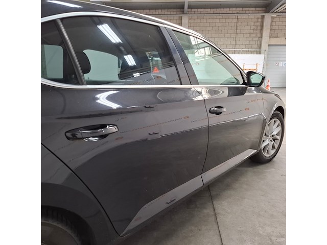 Personenauto, skoda, superb, 2017 - afbeelding 56 van  59
