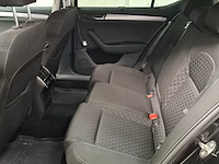 Personenauto, skoda, superb, 2017 - afbeelding 8 van  23