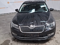 Personenauto, skoda, superb, 2017 - afbeelding 12 van  23
