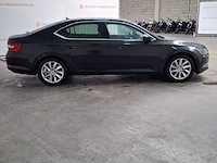Personenauto, skoda, superb, 2017 - afbeelding 17 van  23