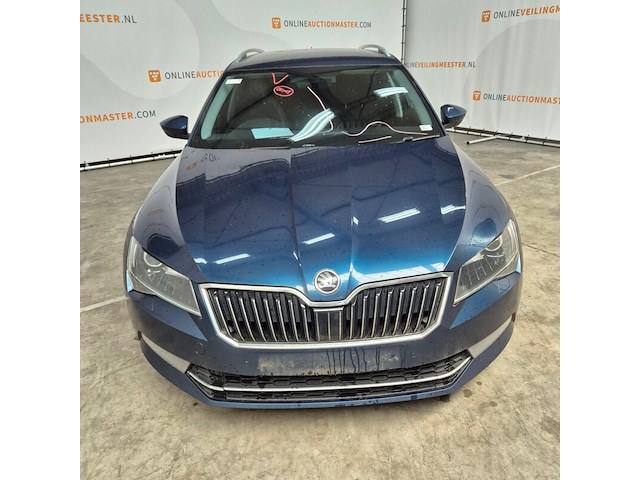 Personenauto, skoda, superb, 2019 - afbeelding 12 van  42