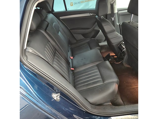 Personenauto, skoda, superb, 2019 - afbeelding 27 van  42
